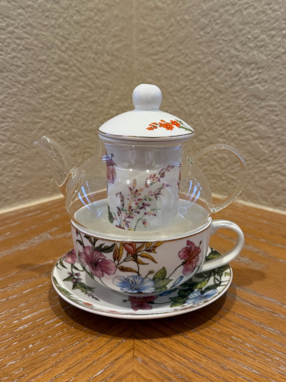 NWOT Grace Teaware Multi-Color Floral Glass Teapot and Teacup Set